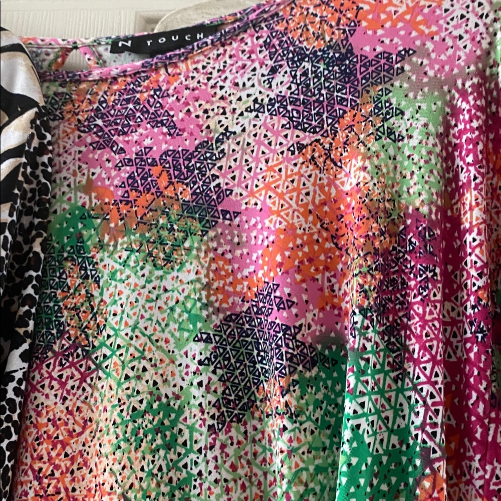 Stylish Women's Printed Tops - Set of 3 - Picture 3 of 4